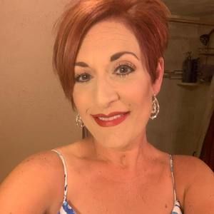 Meet your Posher, Christy